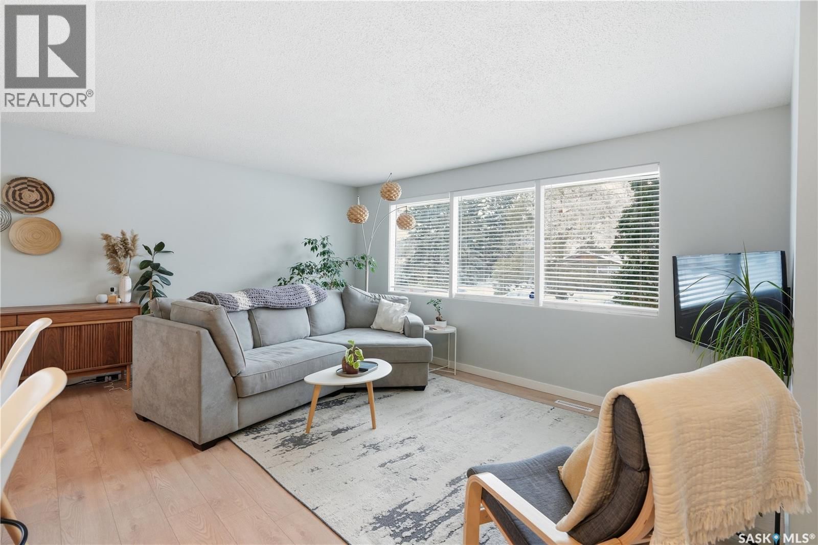 2 LING STREET Image 5