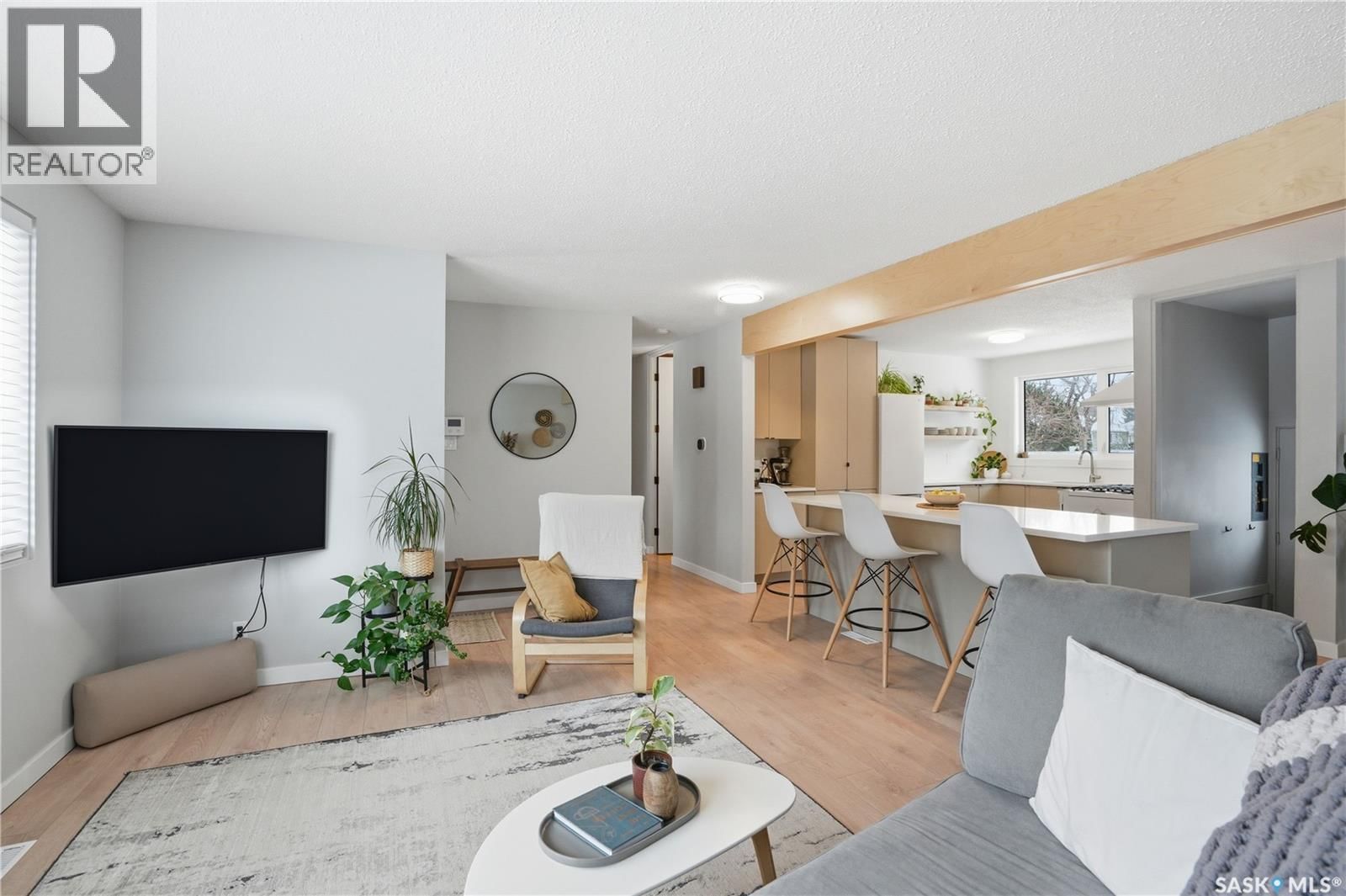 2 LING STREET Image 7