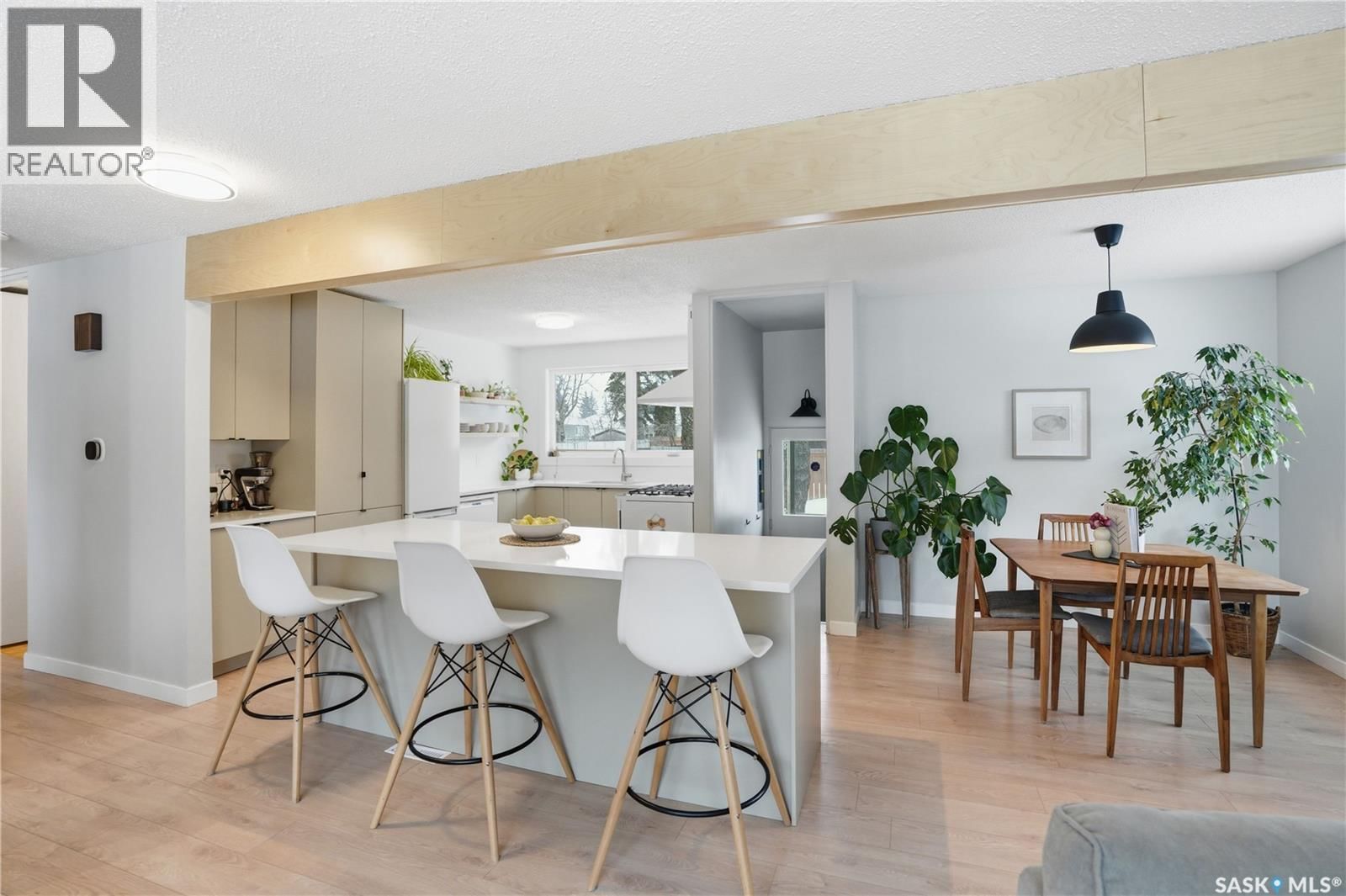 2 LING STREET Image 8