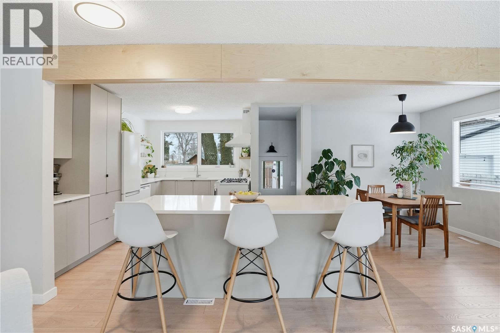 2 LING STREET Image 9