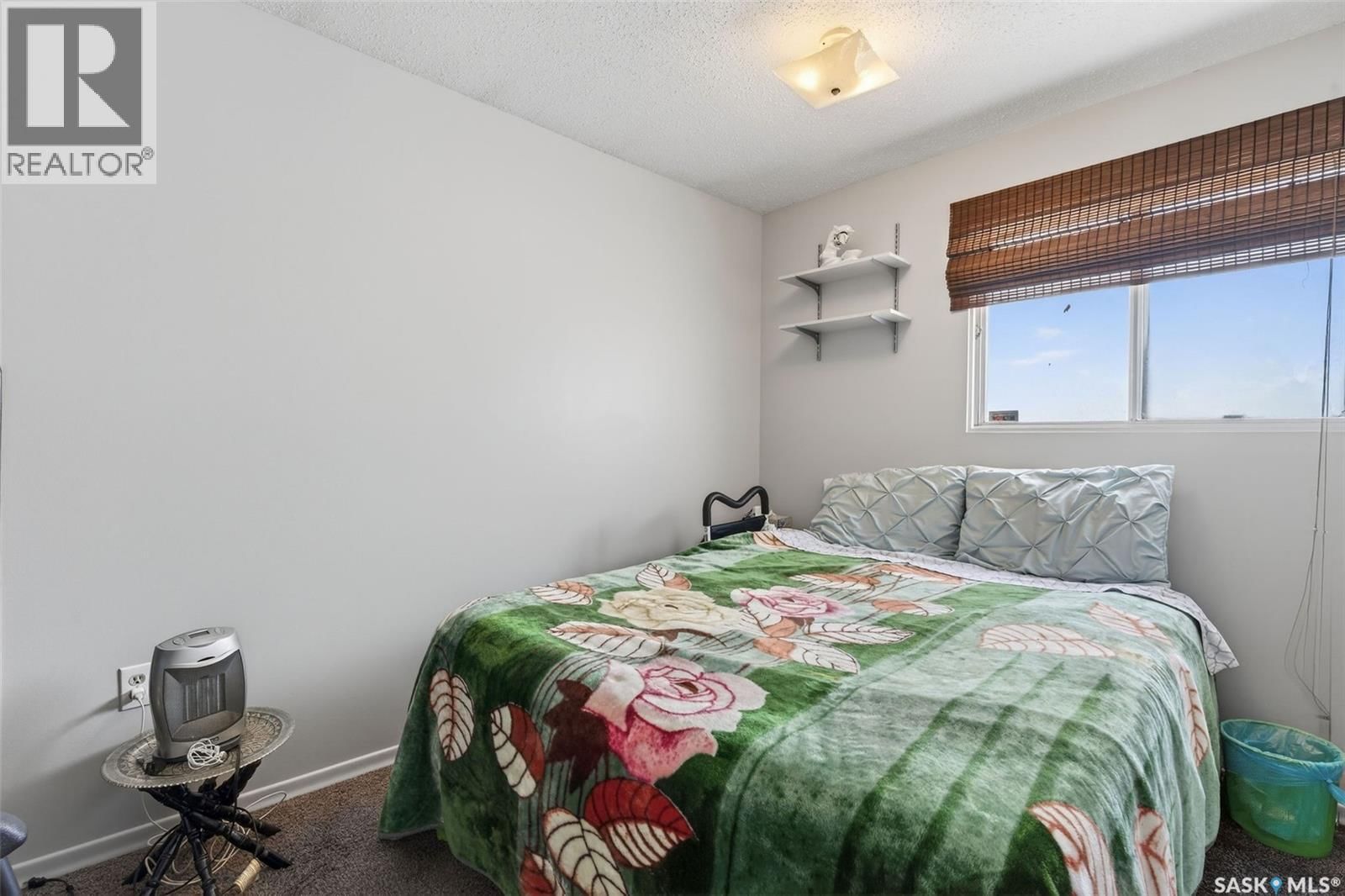 555 32ND STREET Image 20