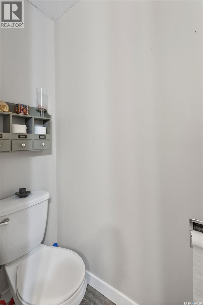 555 32ND STREET Image 23