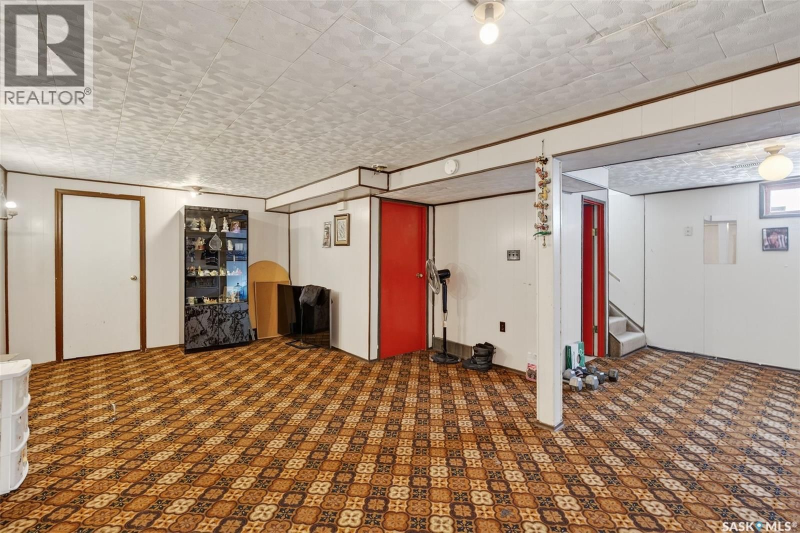 555 32ND STREET Image 26