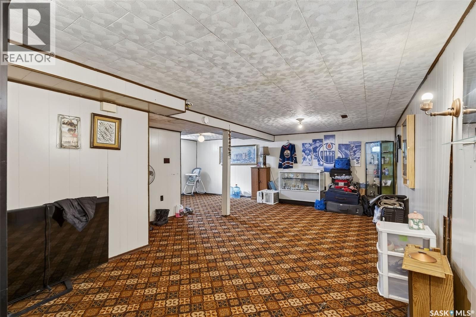 555 32ND STREET Image 27