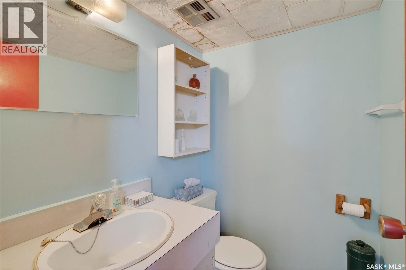 555 32ND STREET Image 29