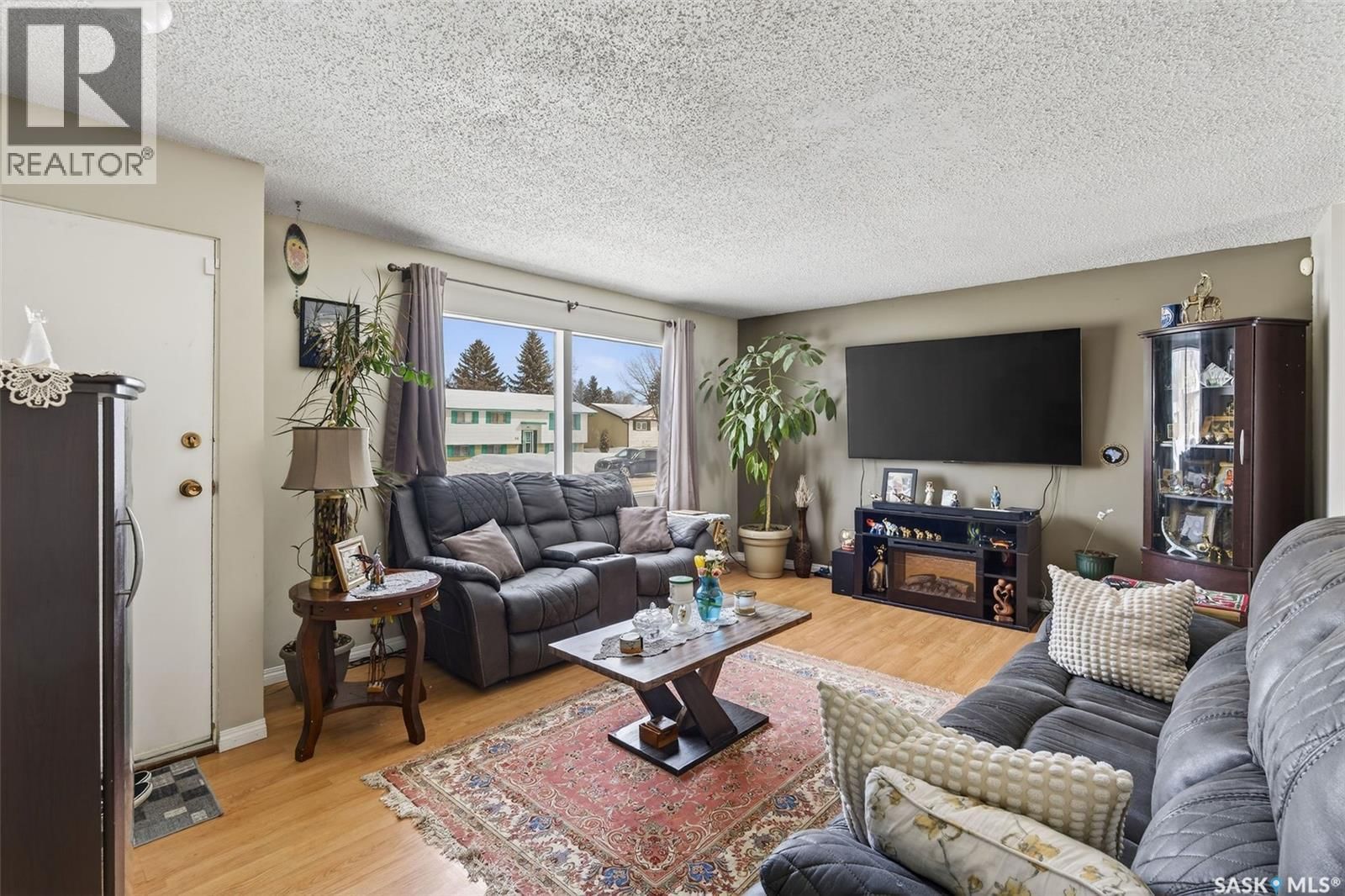 555 32ND STREET Image 4