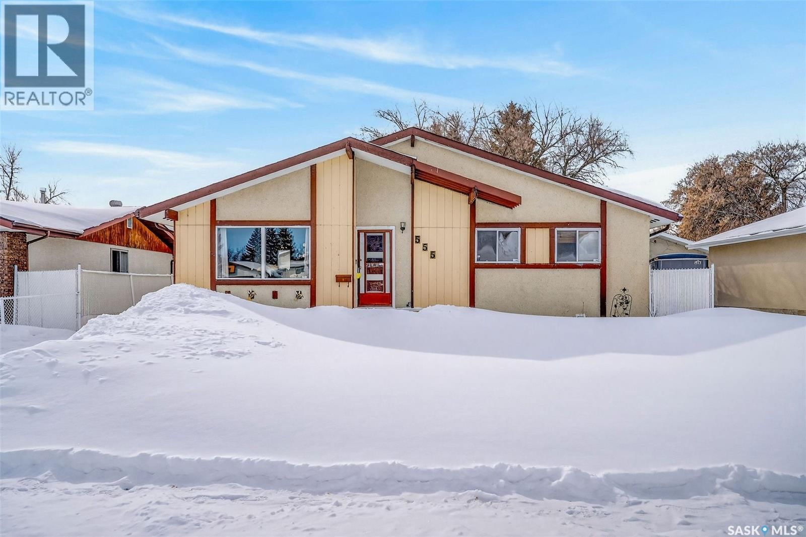 555 32ND STREET Image 43