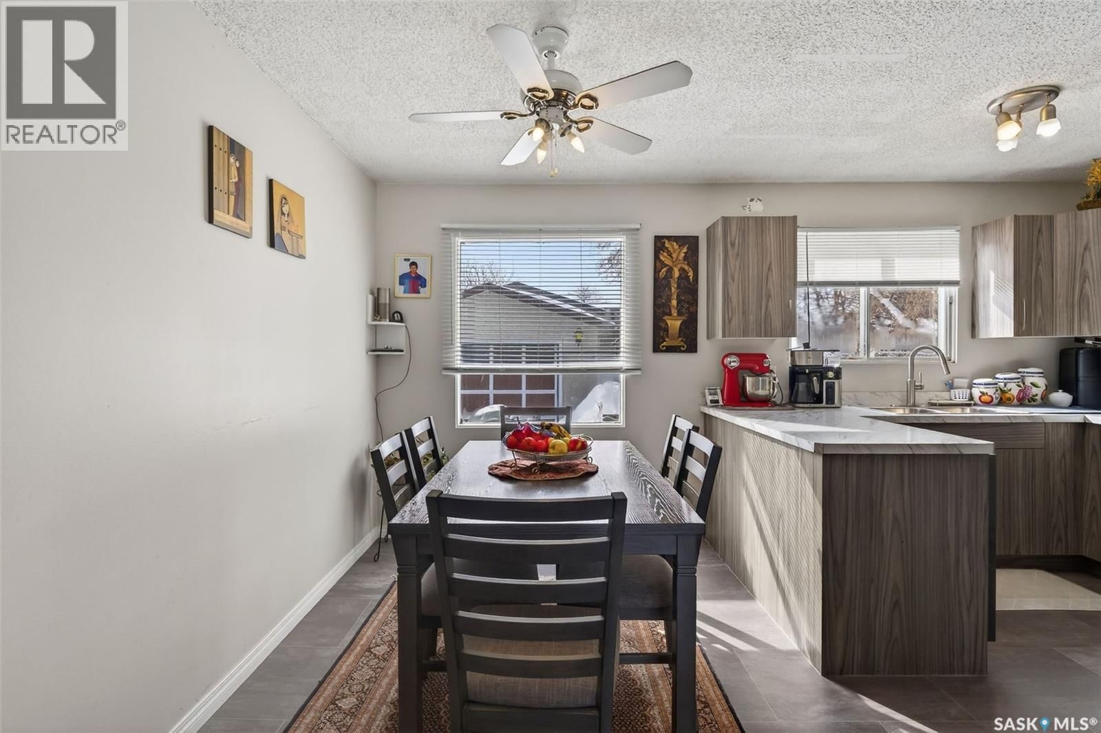 555 32ND STREET Image 7