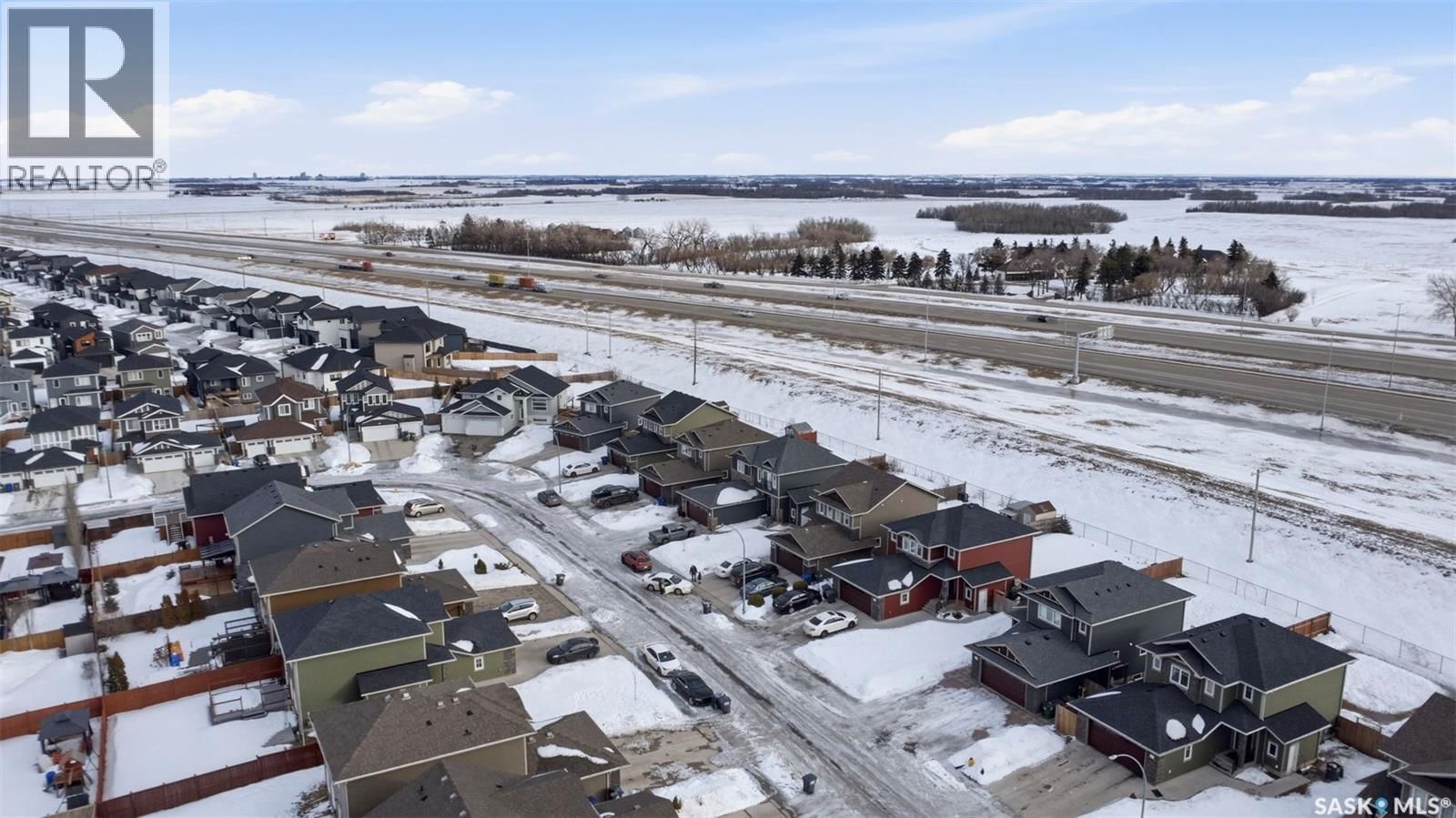 434 PICHLER CRESCENT Image 43