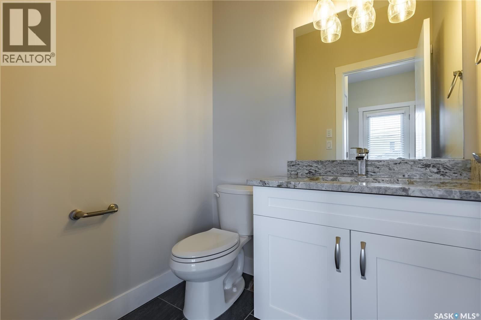 1037 7TH STREET Image 15