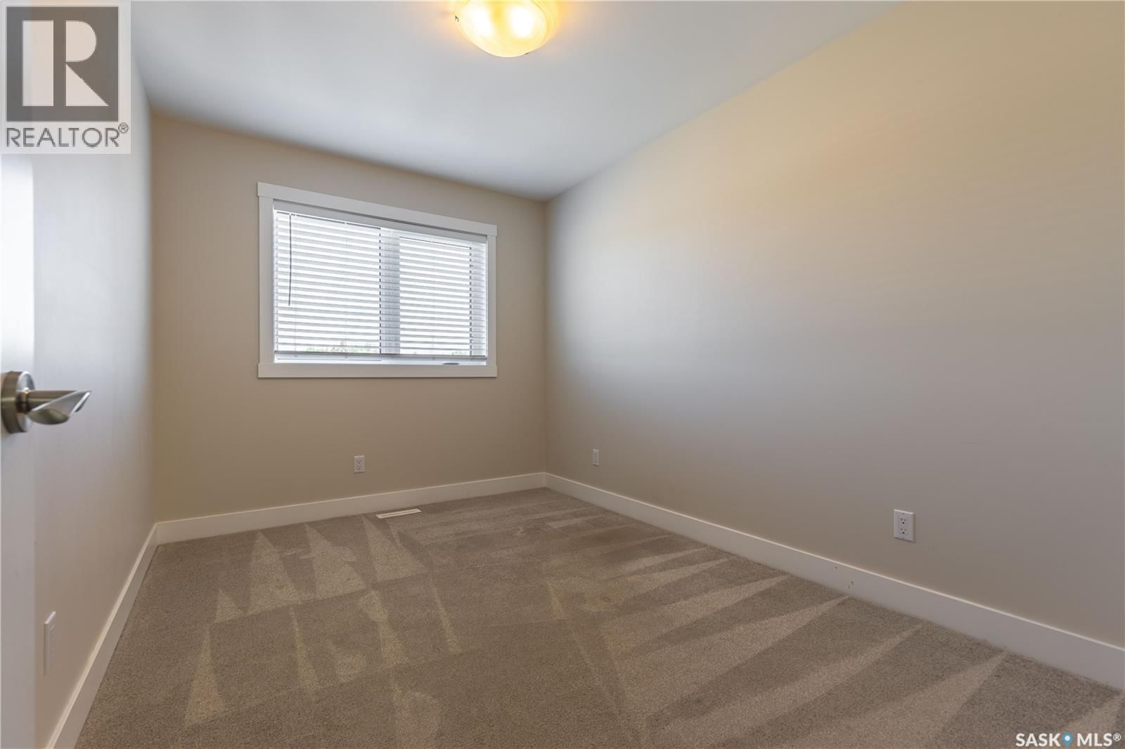 1037 7TH STREET Image 16