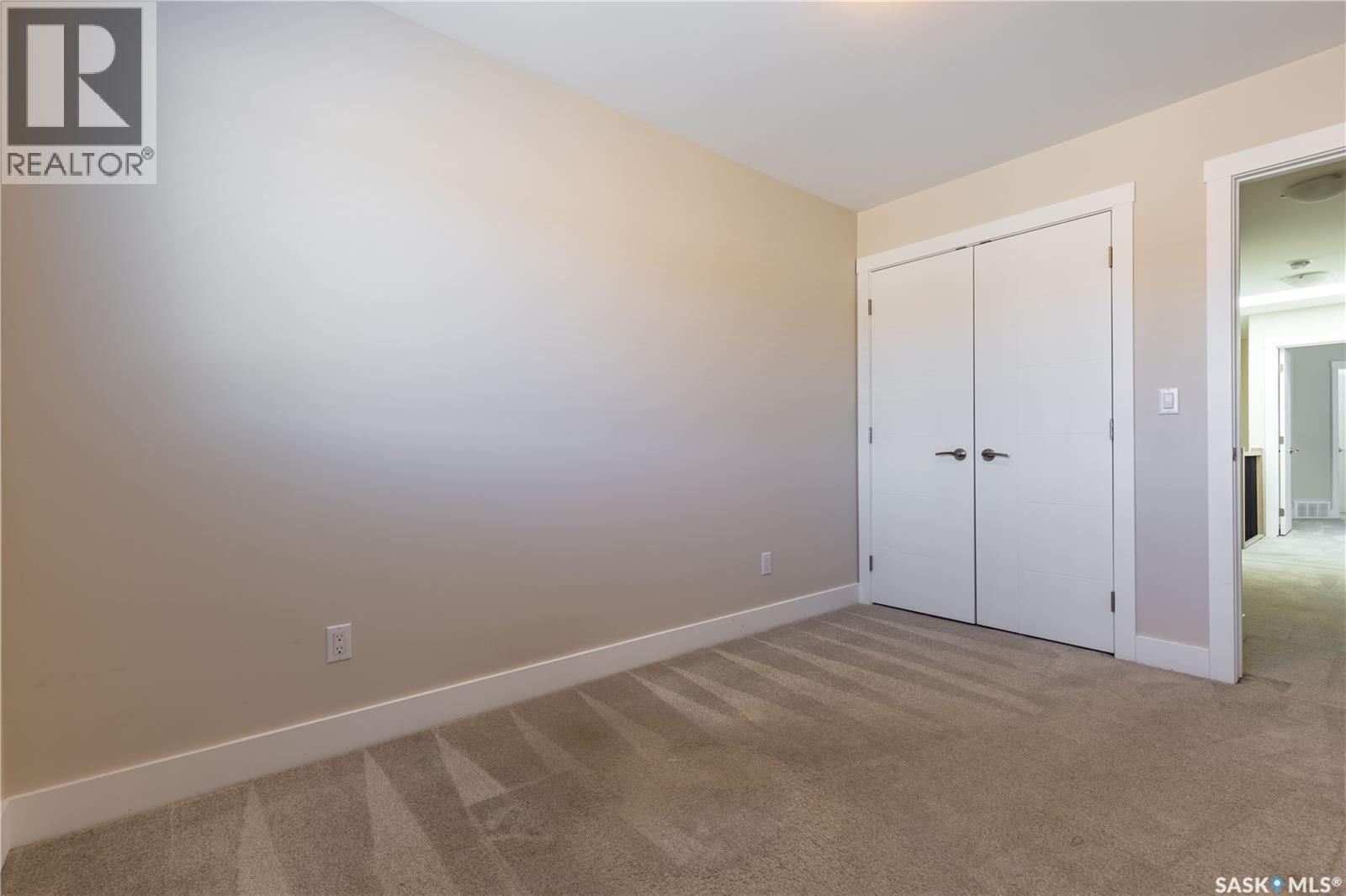 1037 7TH STREET Image 17