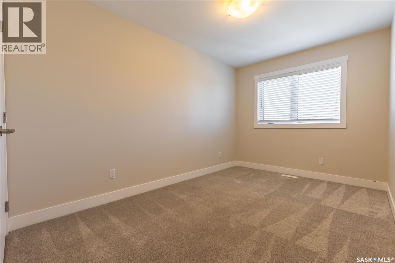 1037 7TH STREET Image 18