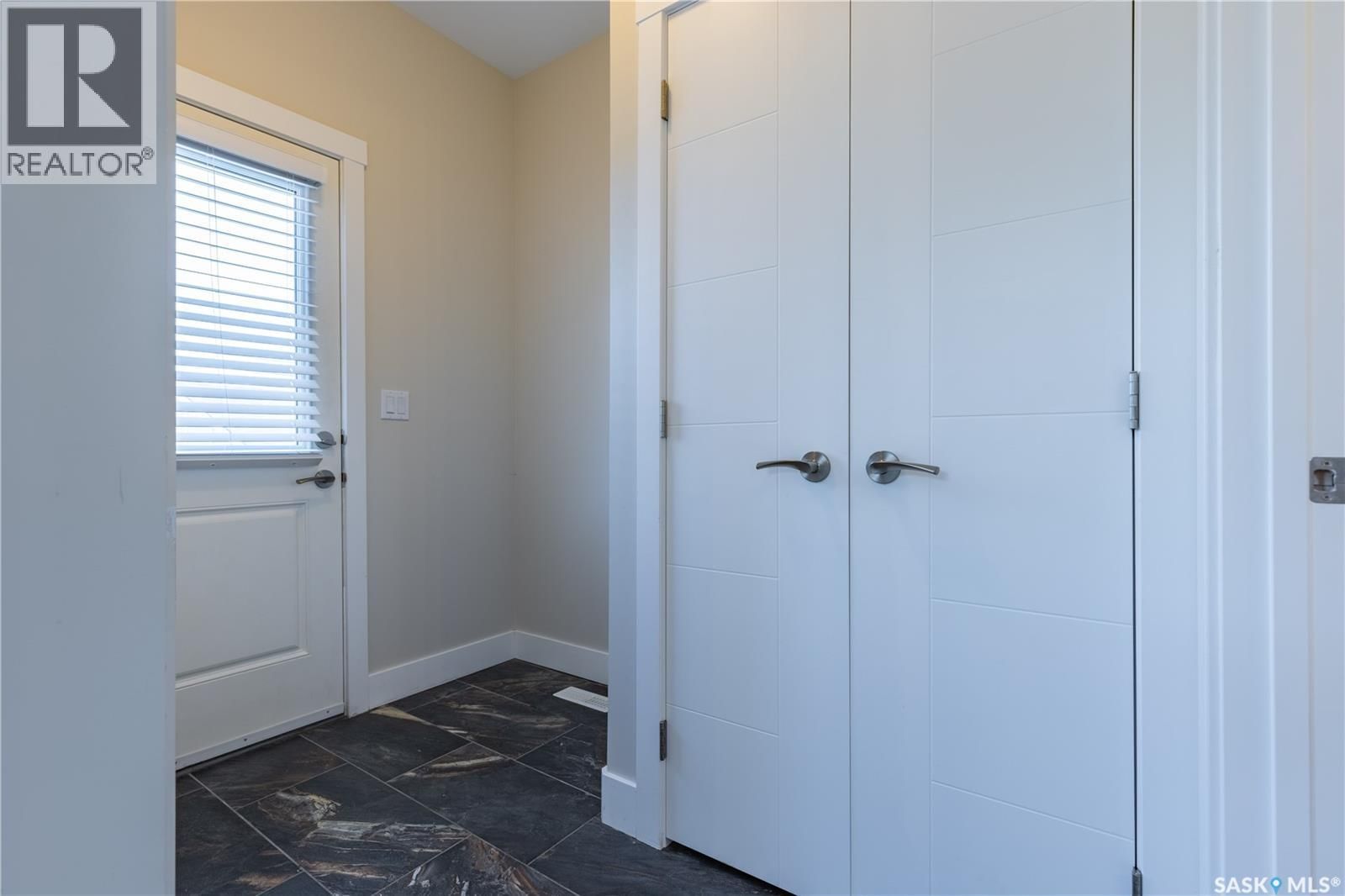 1037 7TH STREET Image 2