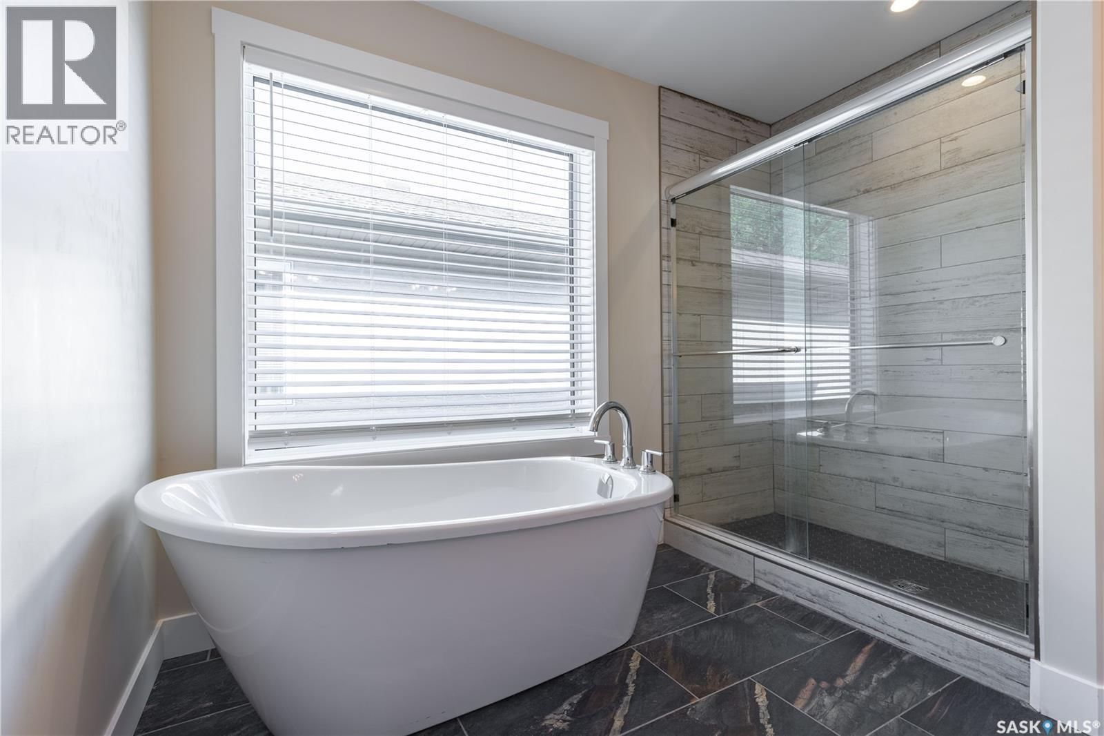 1037 7TH STREET Image 29