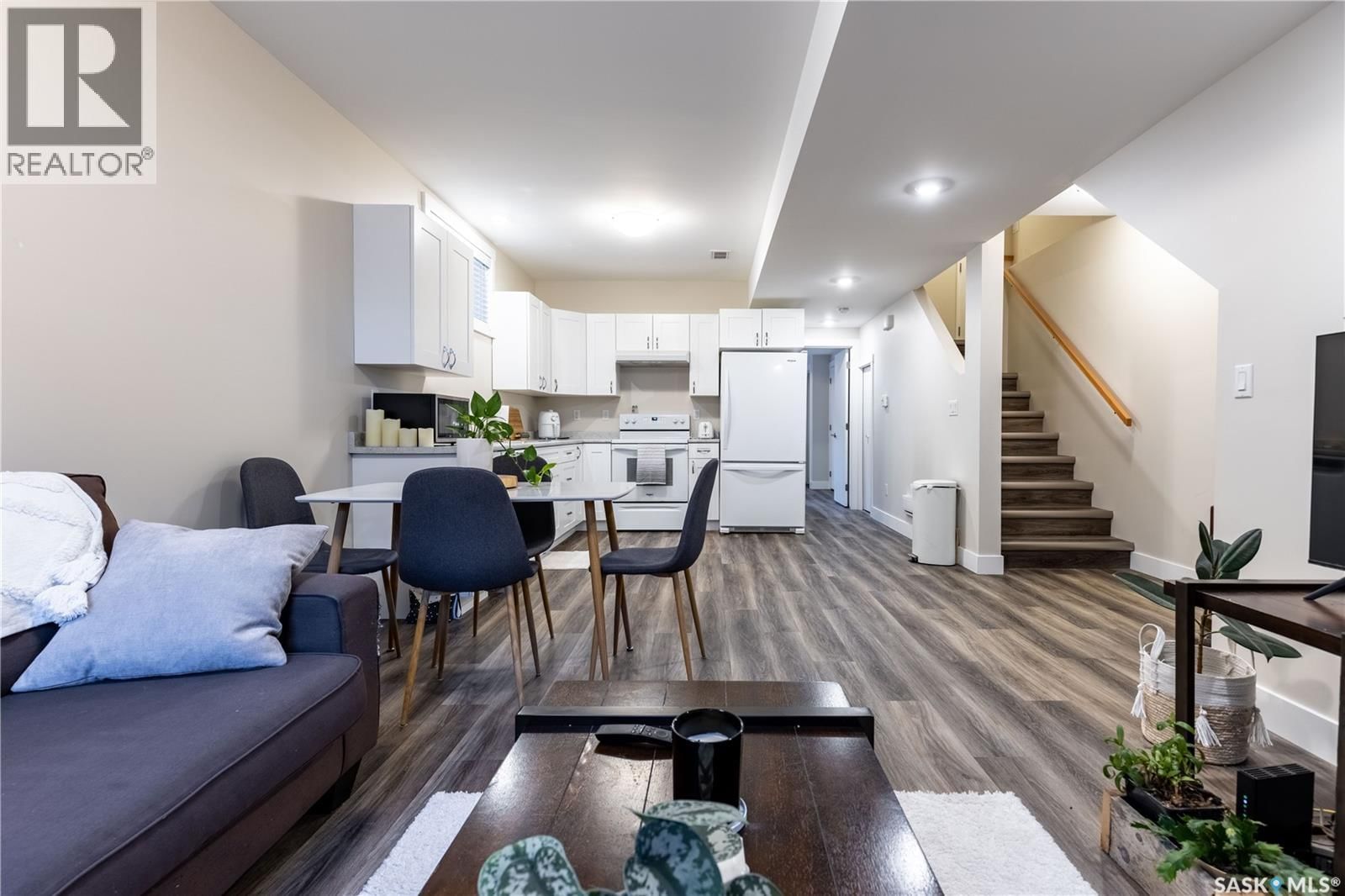 1037 7TH STREET Image 36