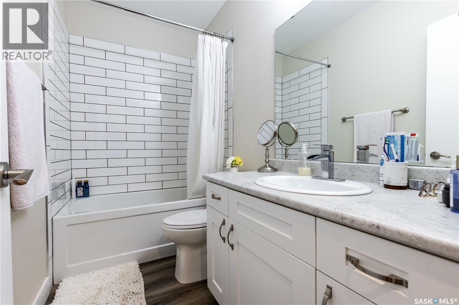 1037 7TH STREET Image 42