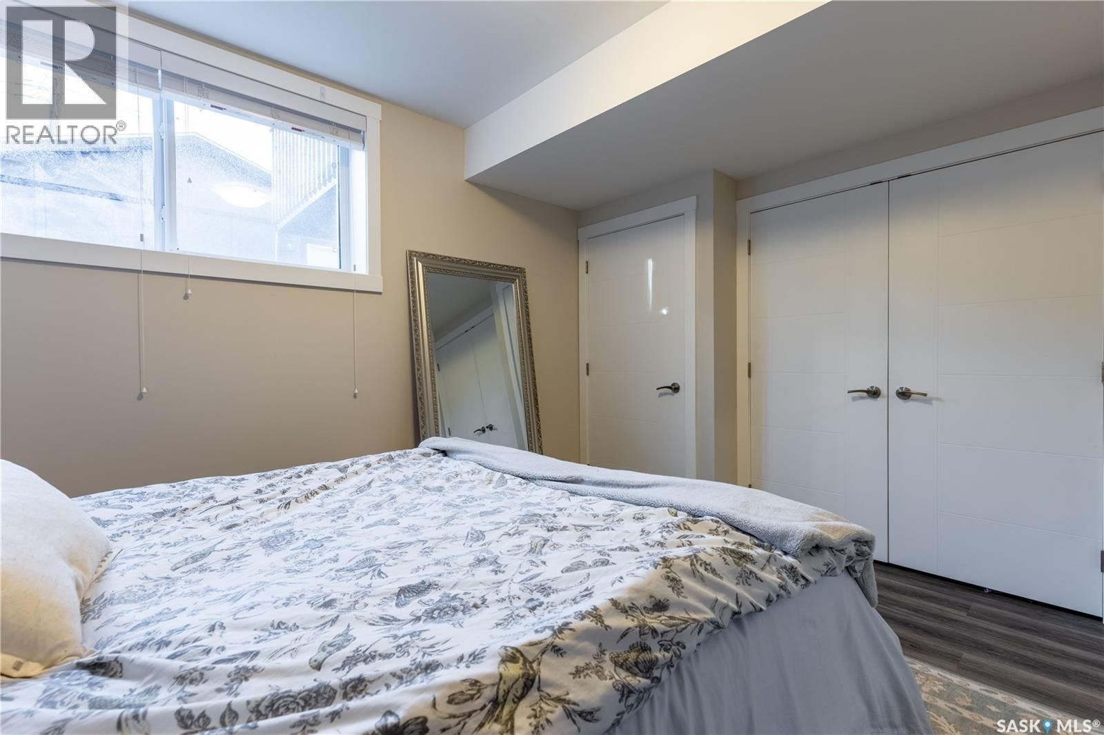 1037 7TH STREET Image 45