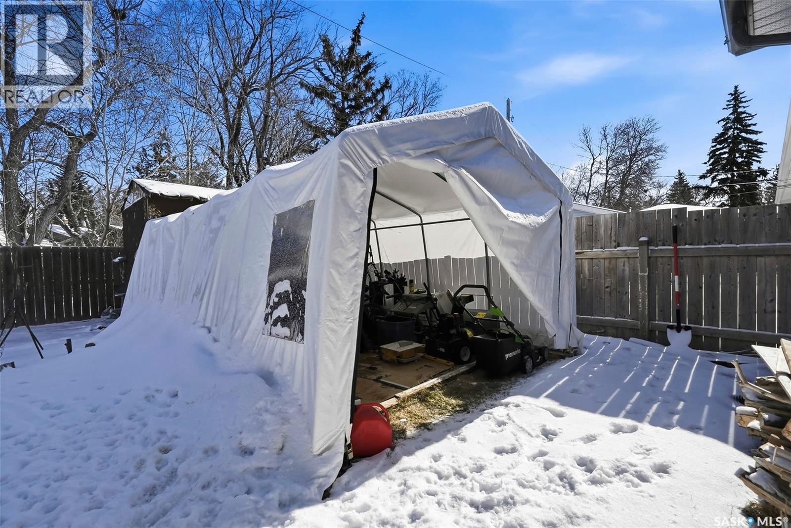 135 DAFFODIL CRESCENT Image 31