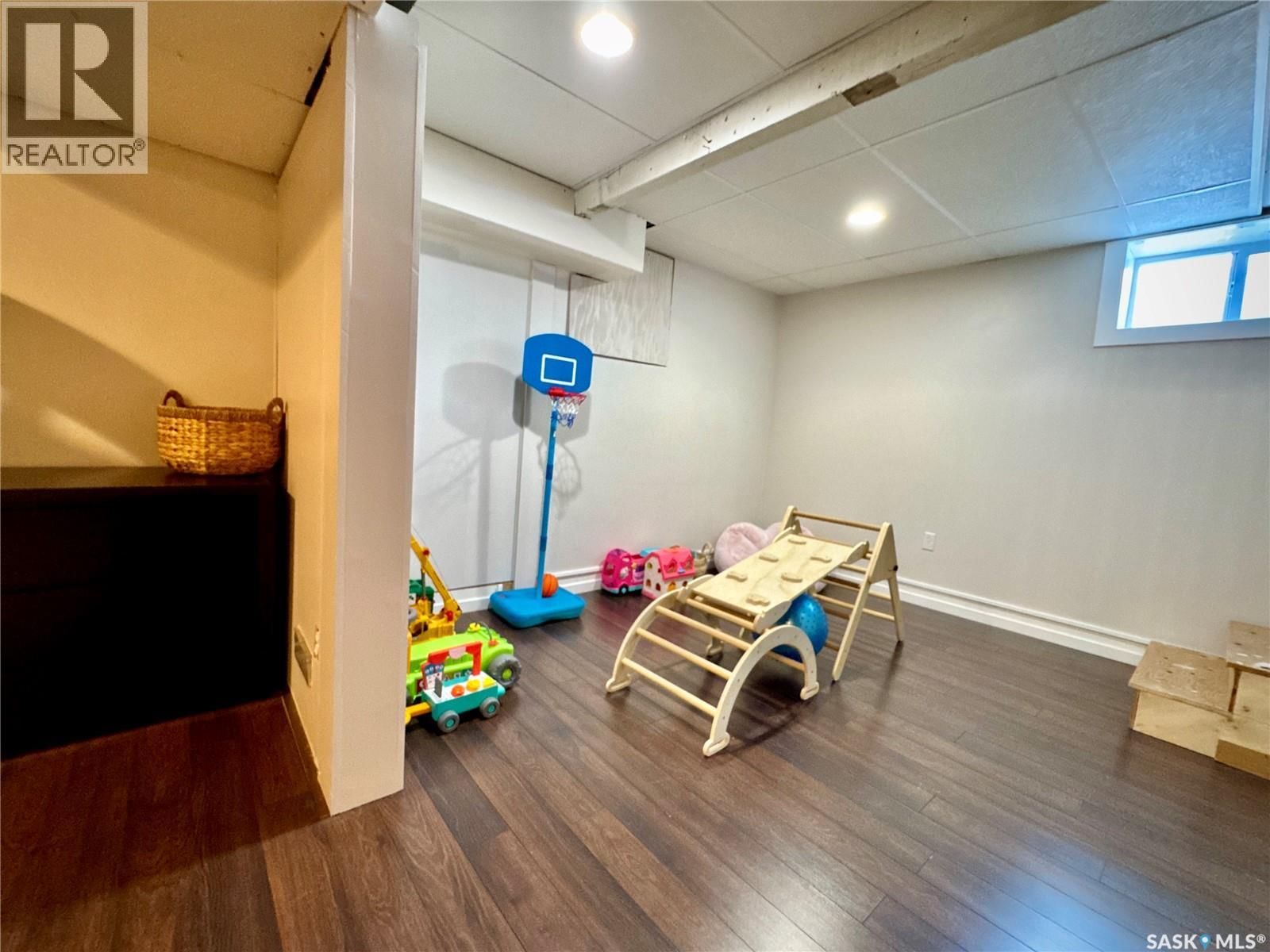 HAWCUTT ACREAGE Image 43