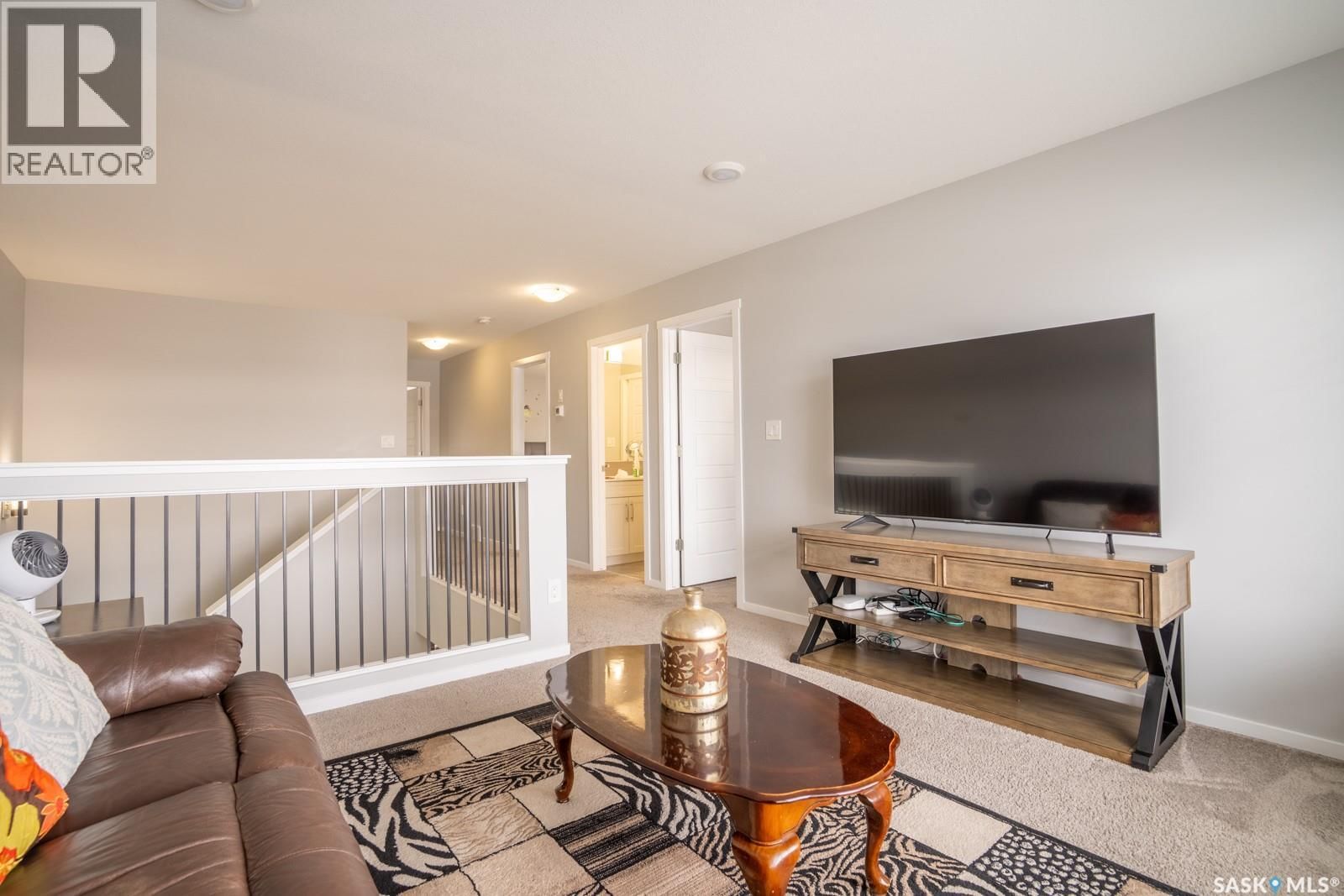 5144 GREEN CRESCENT Image 25