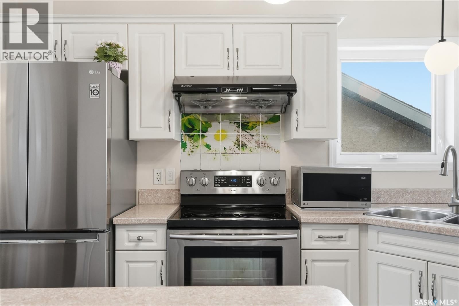 1019 HUNTER ROAD Image 13