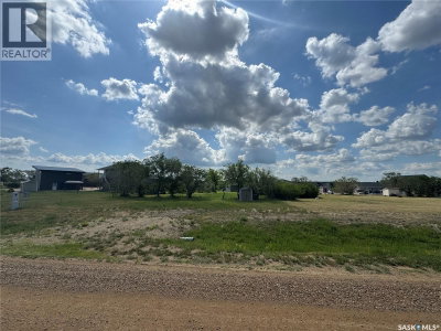 11 Sandy ROAD | Diefenbaker Lake Saskatchewan | Slide Image Two