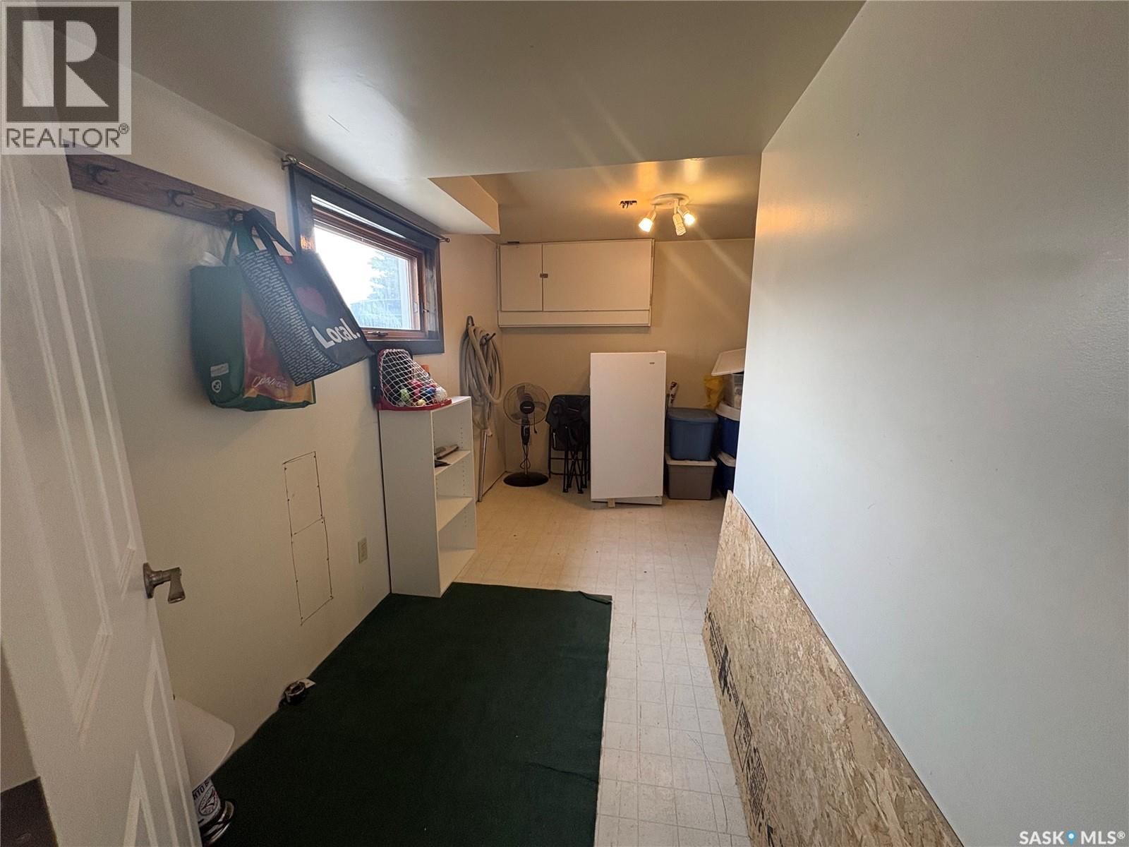 643 3RD STREET Image 16