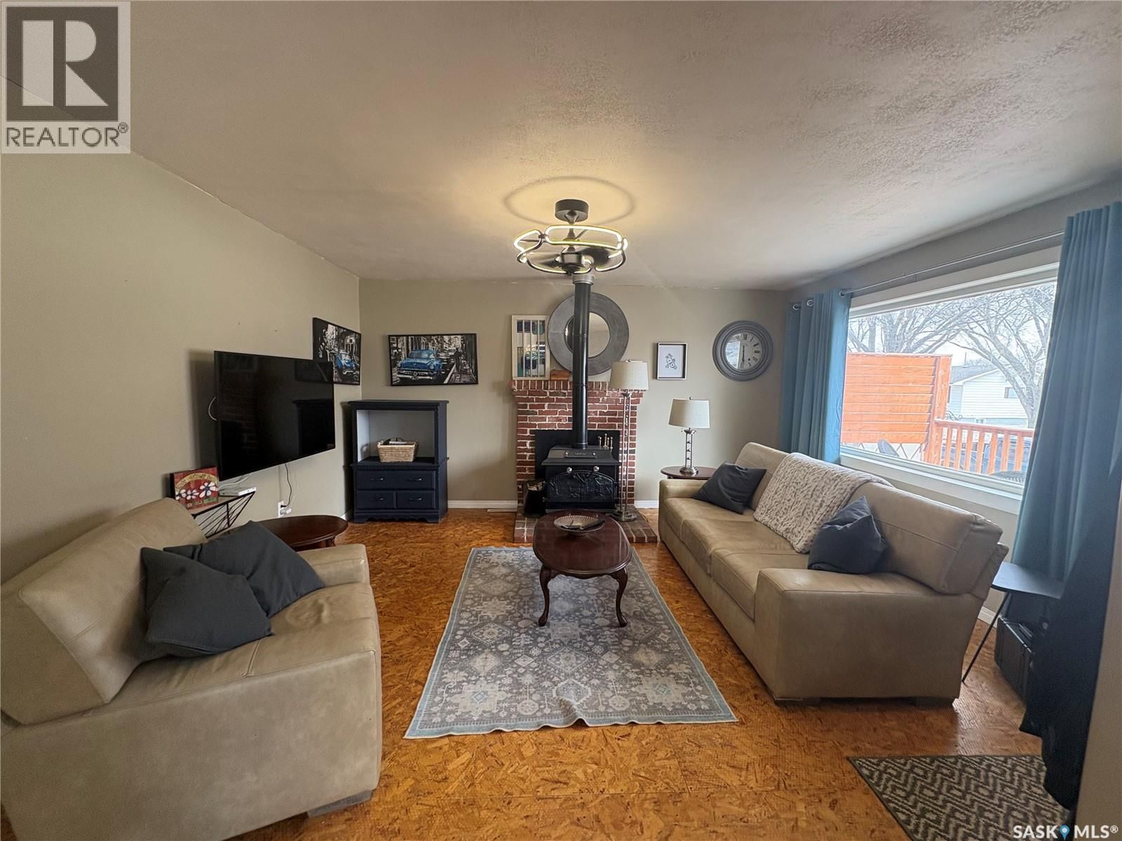 643 3RD STREET Image 3