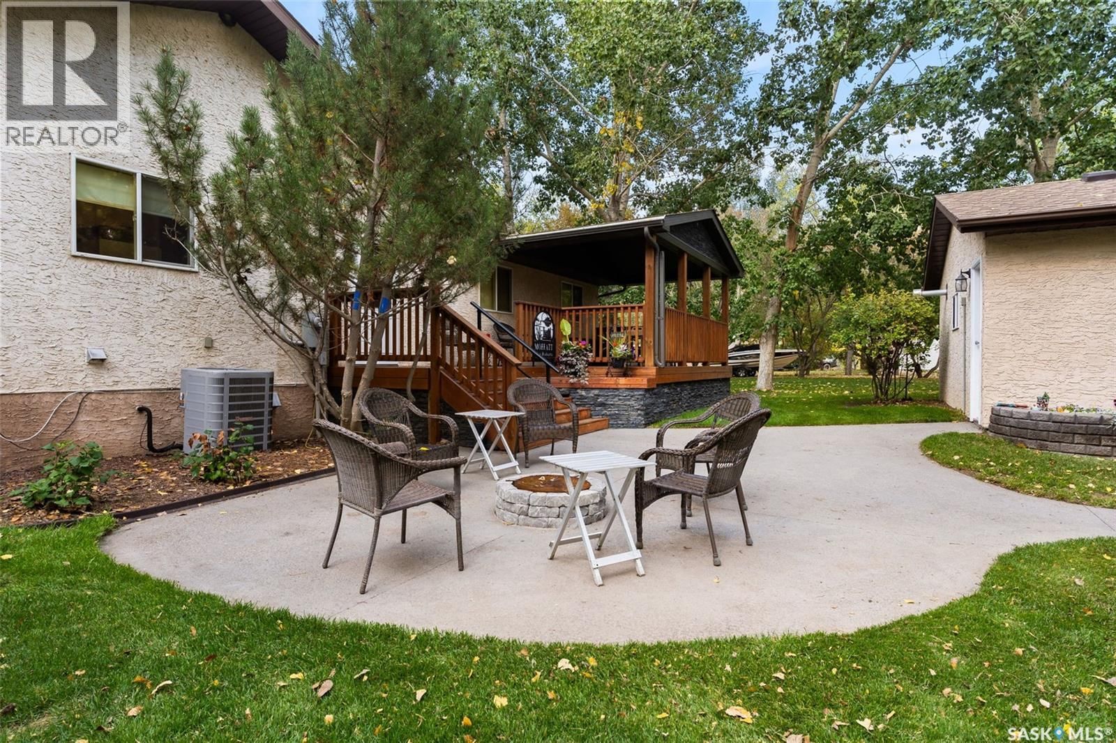 193 & 194 GORDON DRIVE Image 10