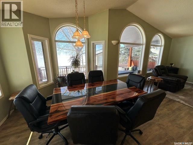 193 & 194 GORDON DRIVE Image 32