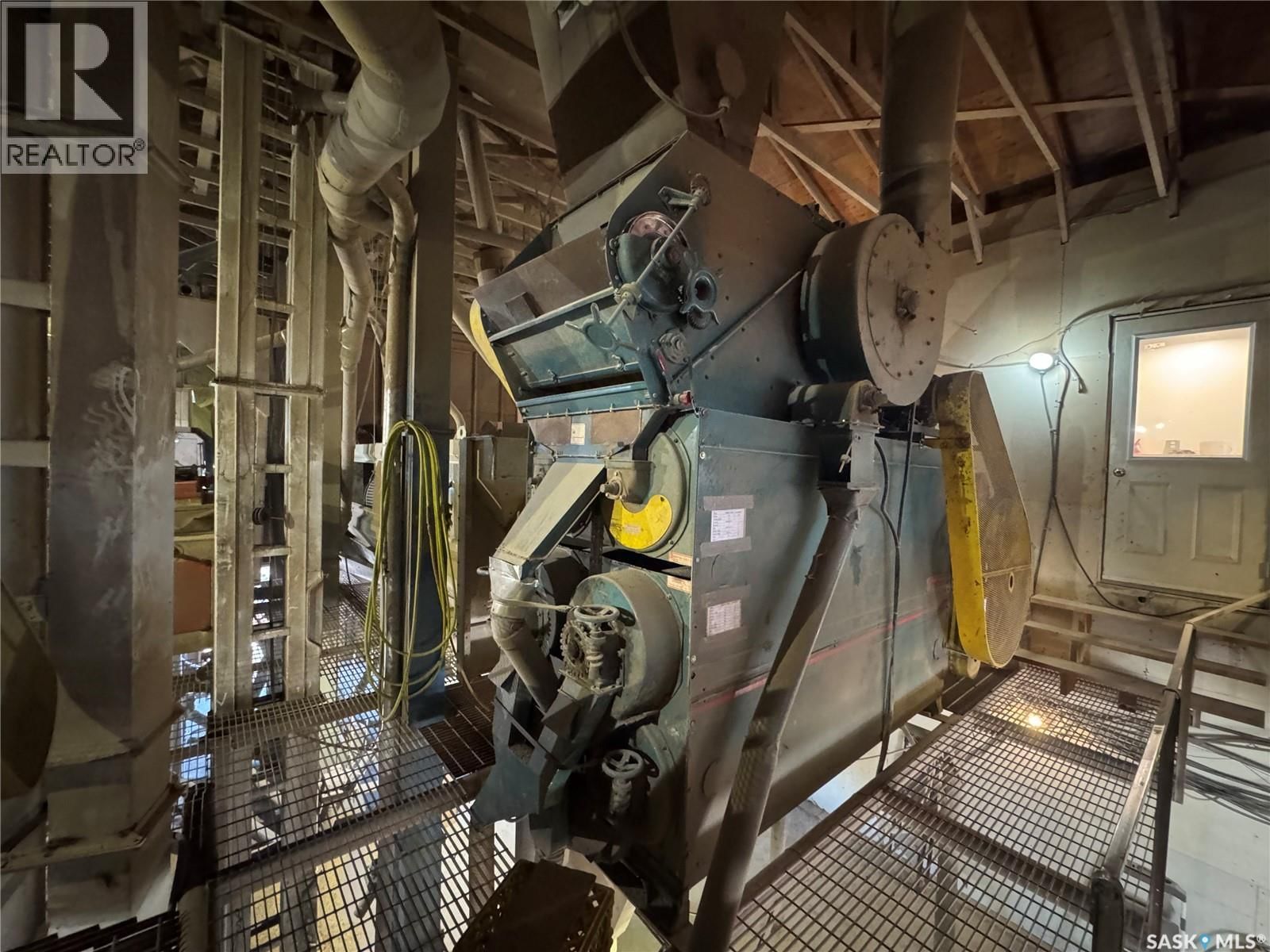 1000 FIRST AVENUE Image 12