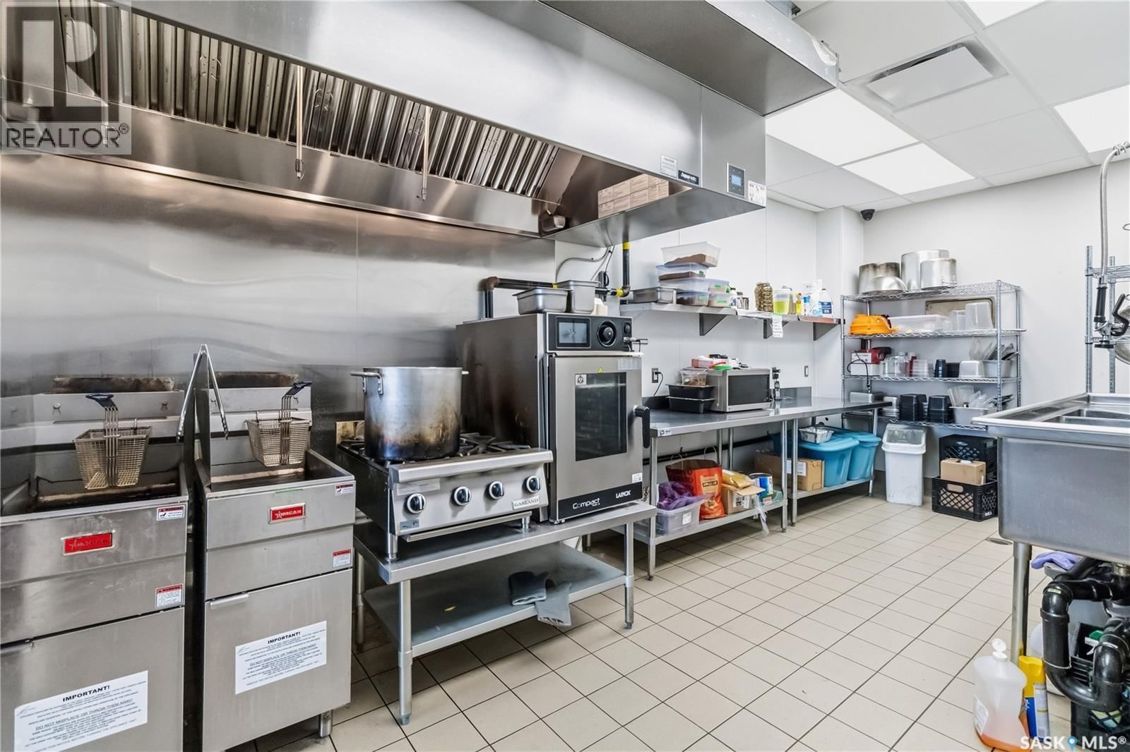 228 CENTENNIAL DRIVE Image 19