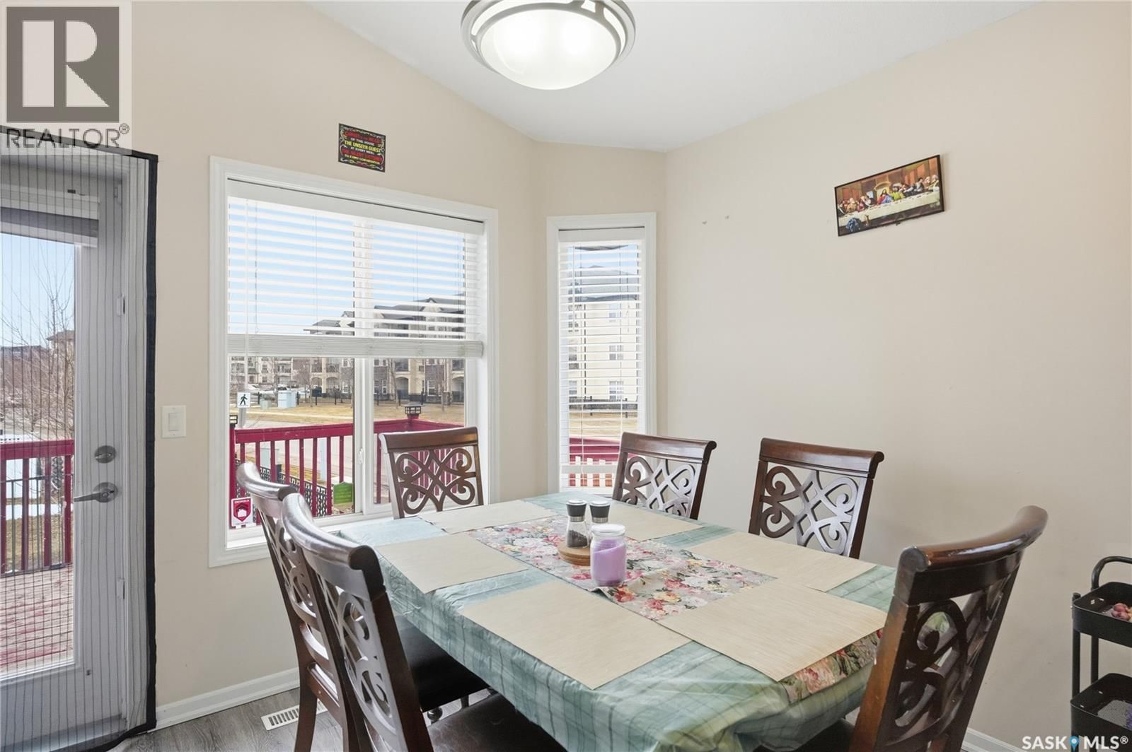 102 WHALLEY CRESCENT Image 11