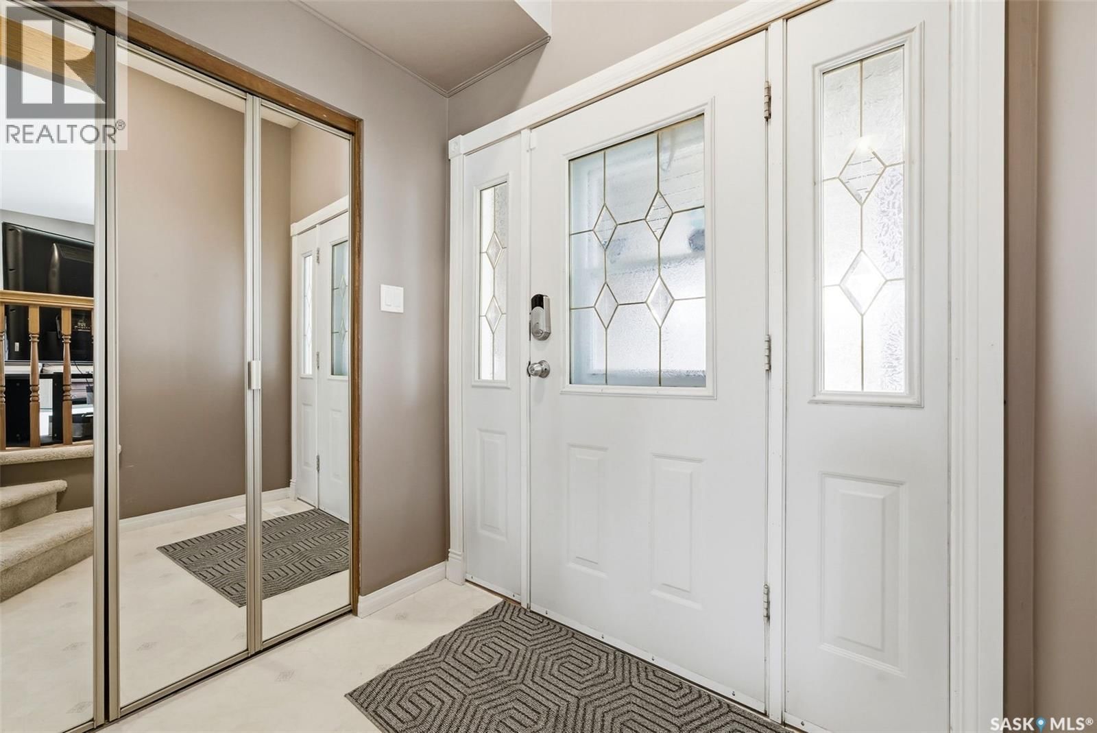 2102 CUNNING CRESCENT Image 3