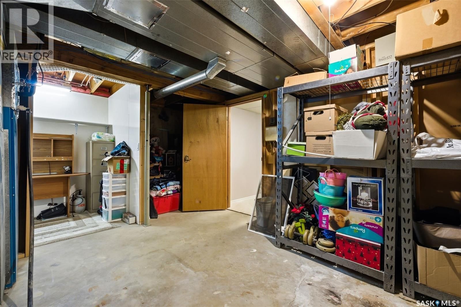 2102 CUNNING CRESCENT Image 34