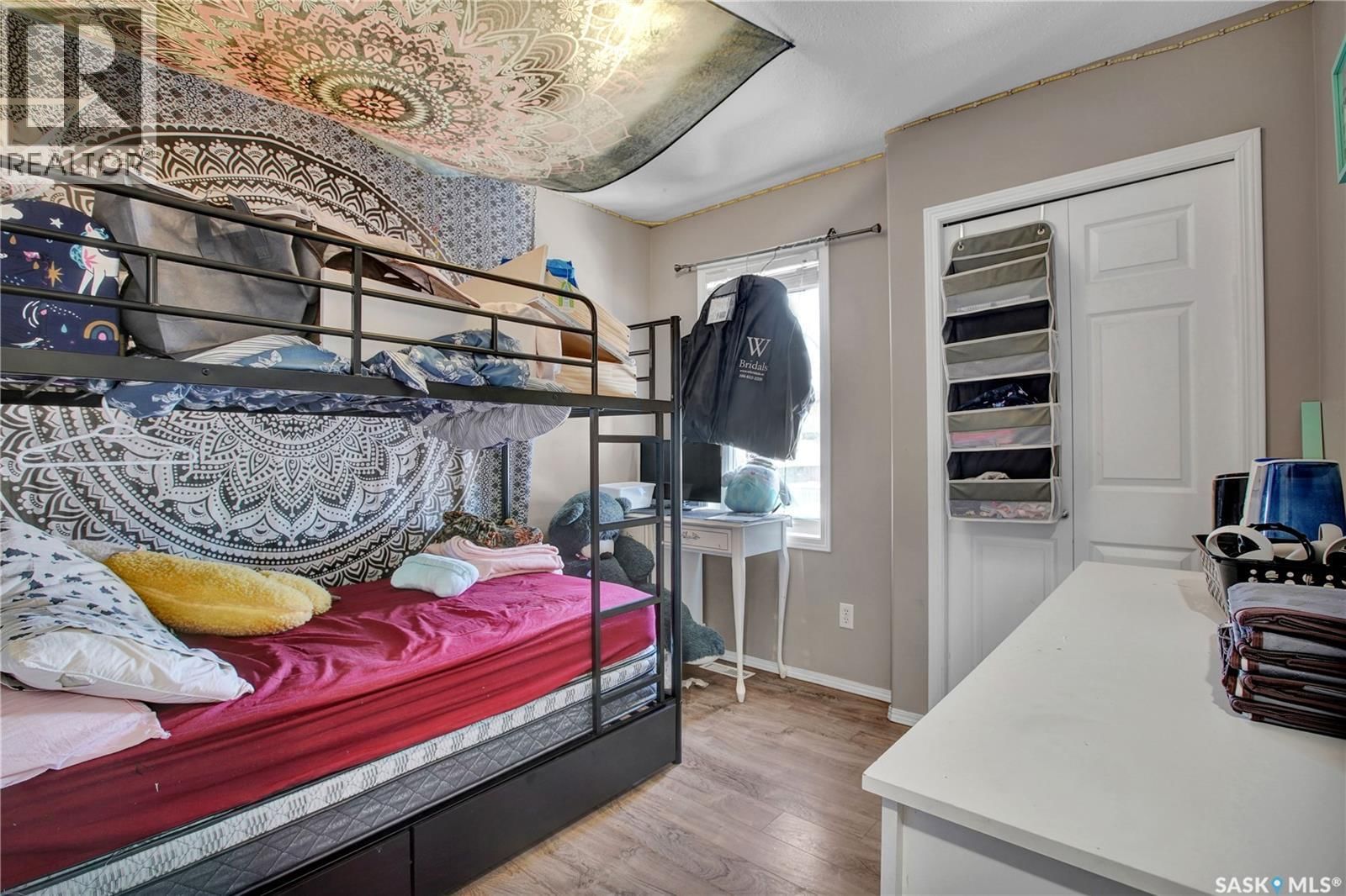 319 CRYSTAL WAY Image 13