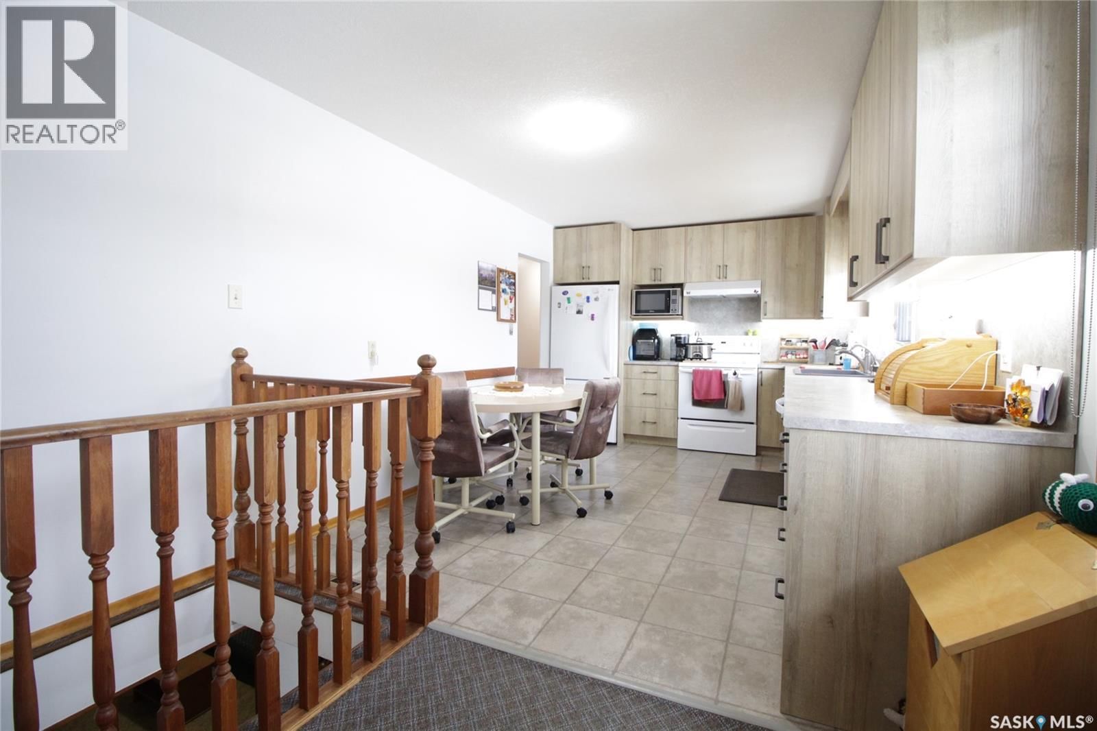 536 GERTIE STREET Image 4