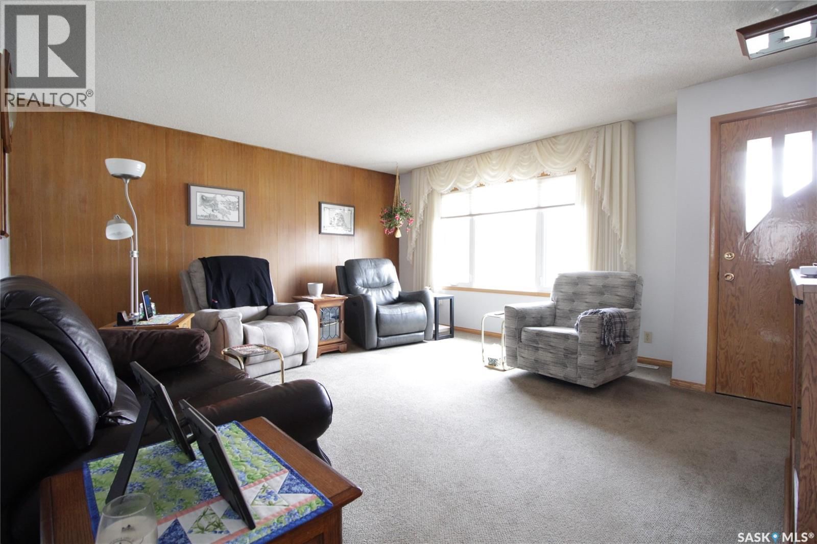 536 GERTIE STREET Image 7