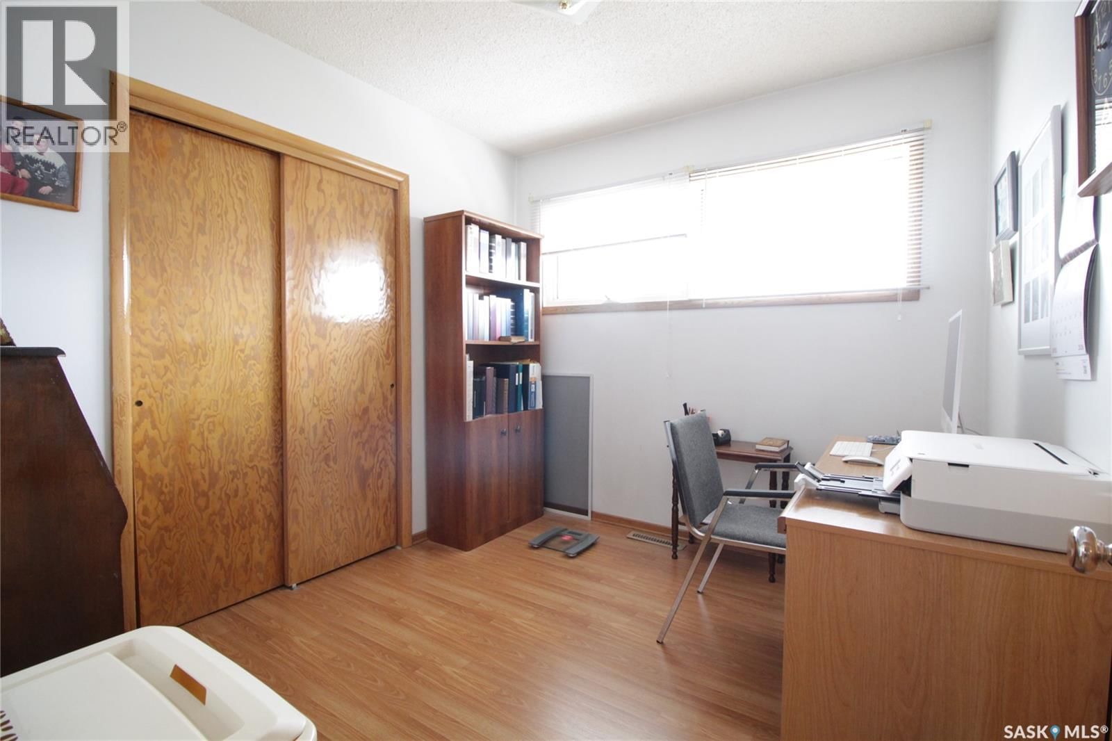 536 GERTIE STREET Image 9