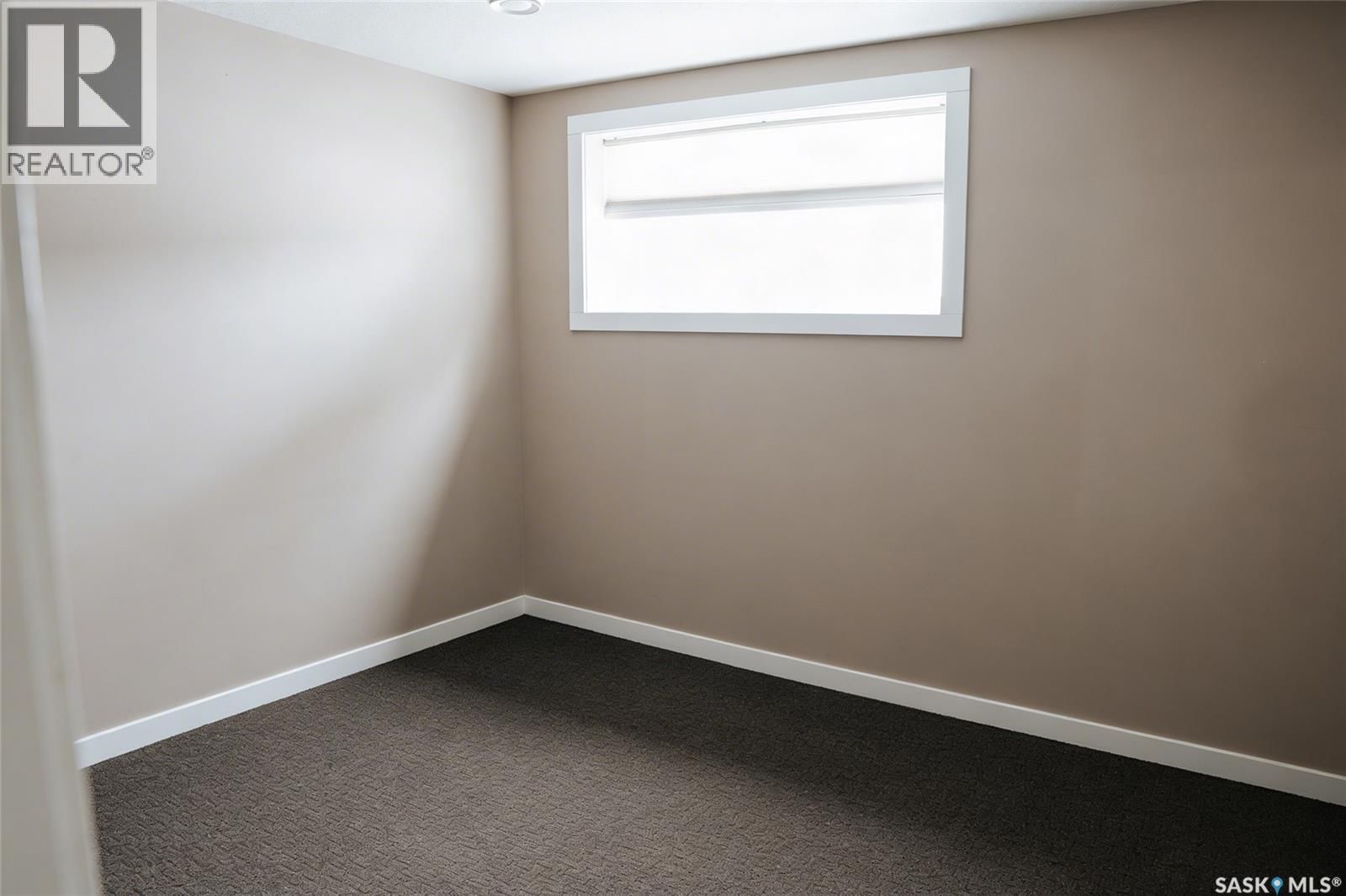 165 MCINTYRE STREET Image 21