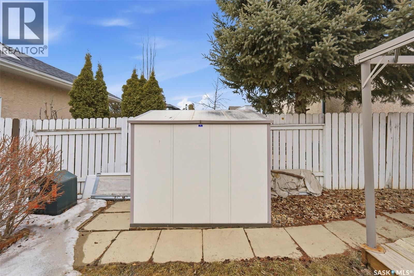 106 LASHYN COVE Image 36