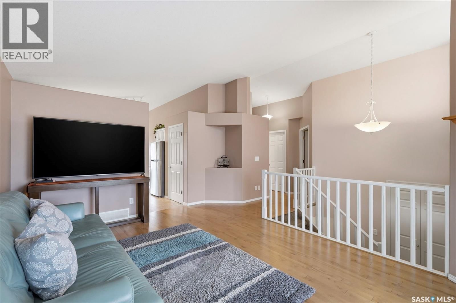 106 LASHYN COVE Image 9