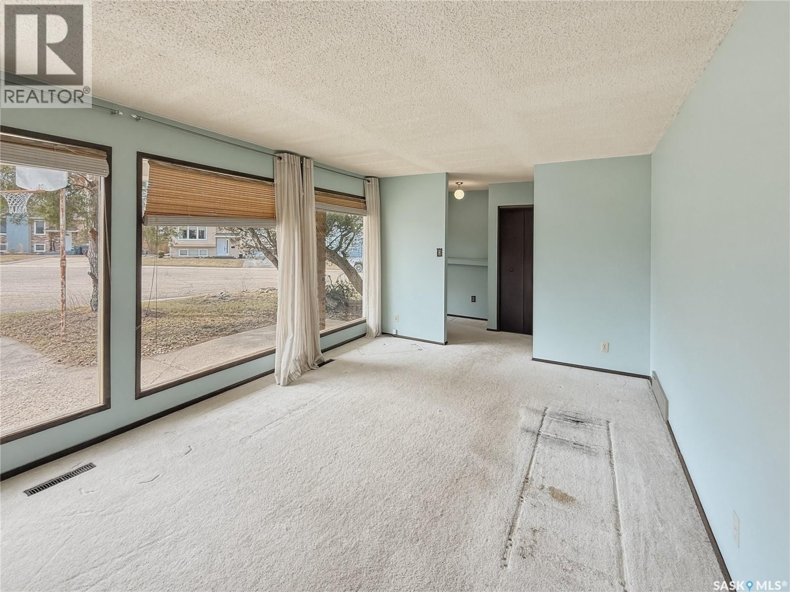 231 ELLIOTT PLACE Image 10