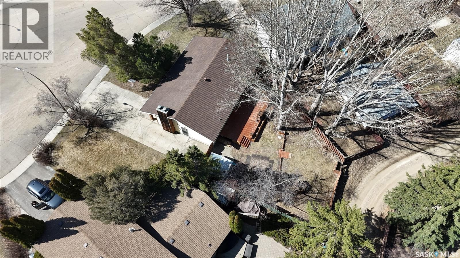 231 ELLIOTT PLACE Image 34