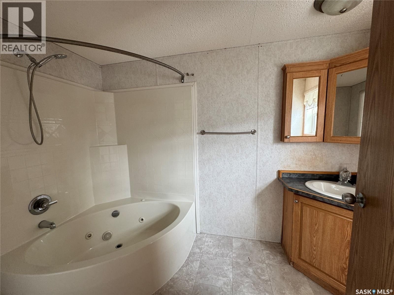 214 14TH STREET Image 25