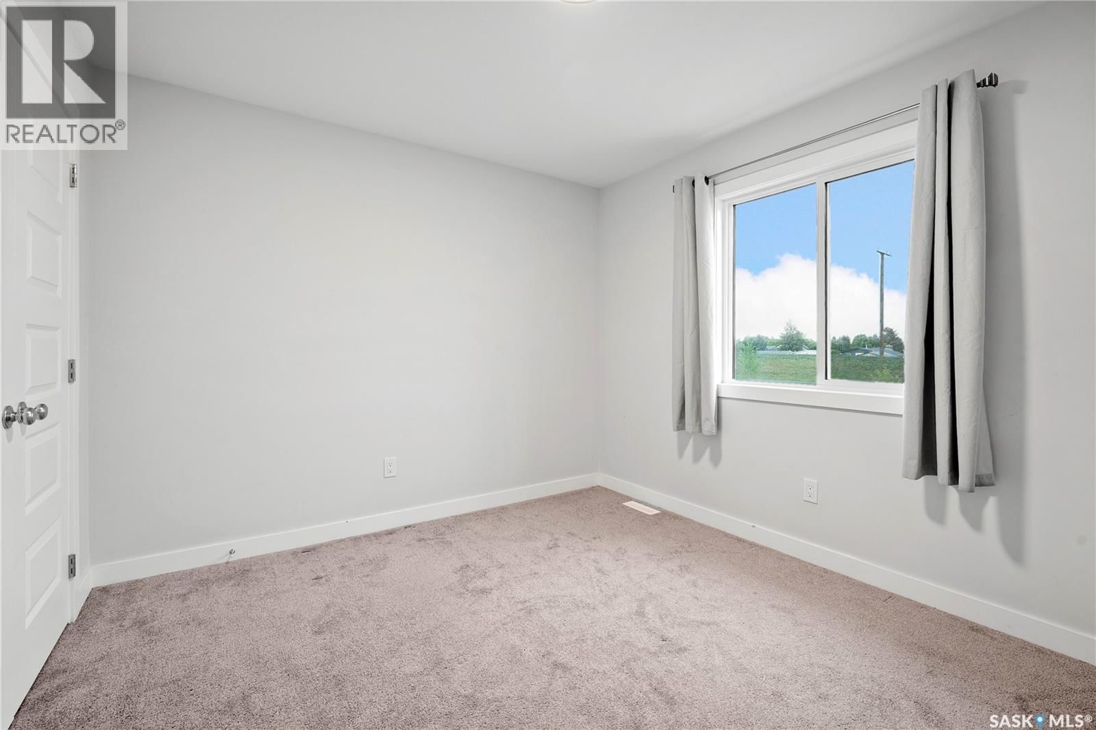 304 PEPPER PLACE Image 23