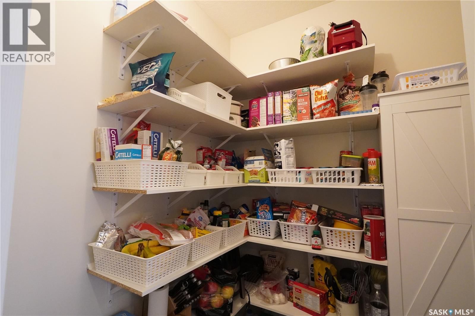 E - 4125 GREEN OLIVE WAY Image 9