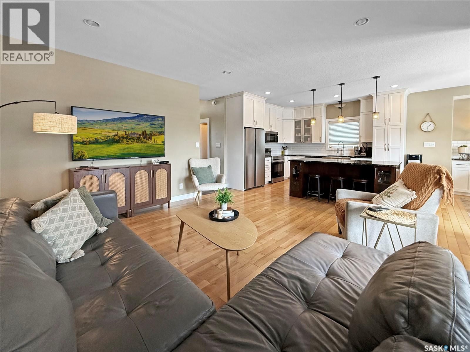 2922 LAKEVIEW DRIVE Image 16