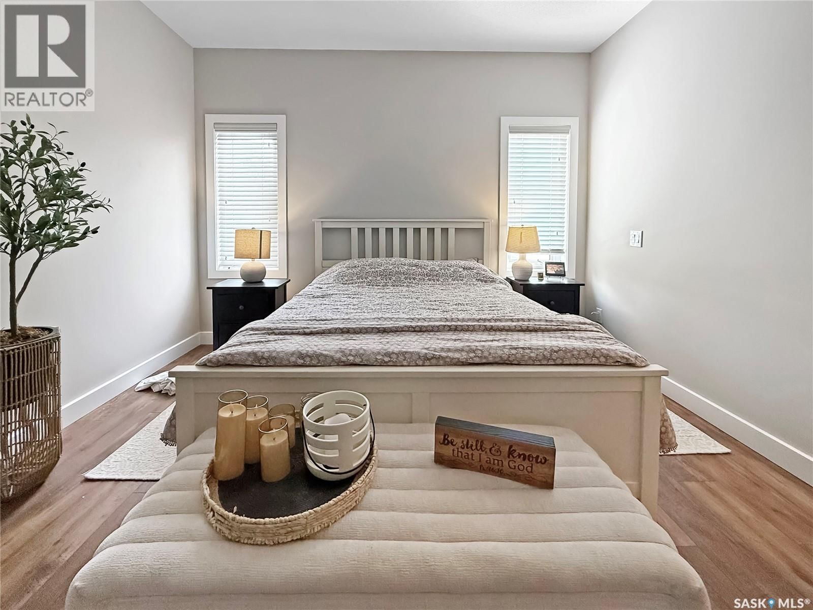 2922 LAKEVIEW DRIVE Image 21